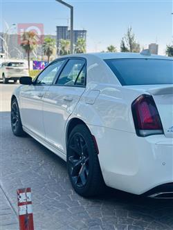 كرايسلر 300